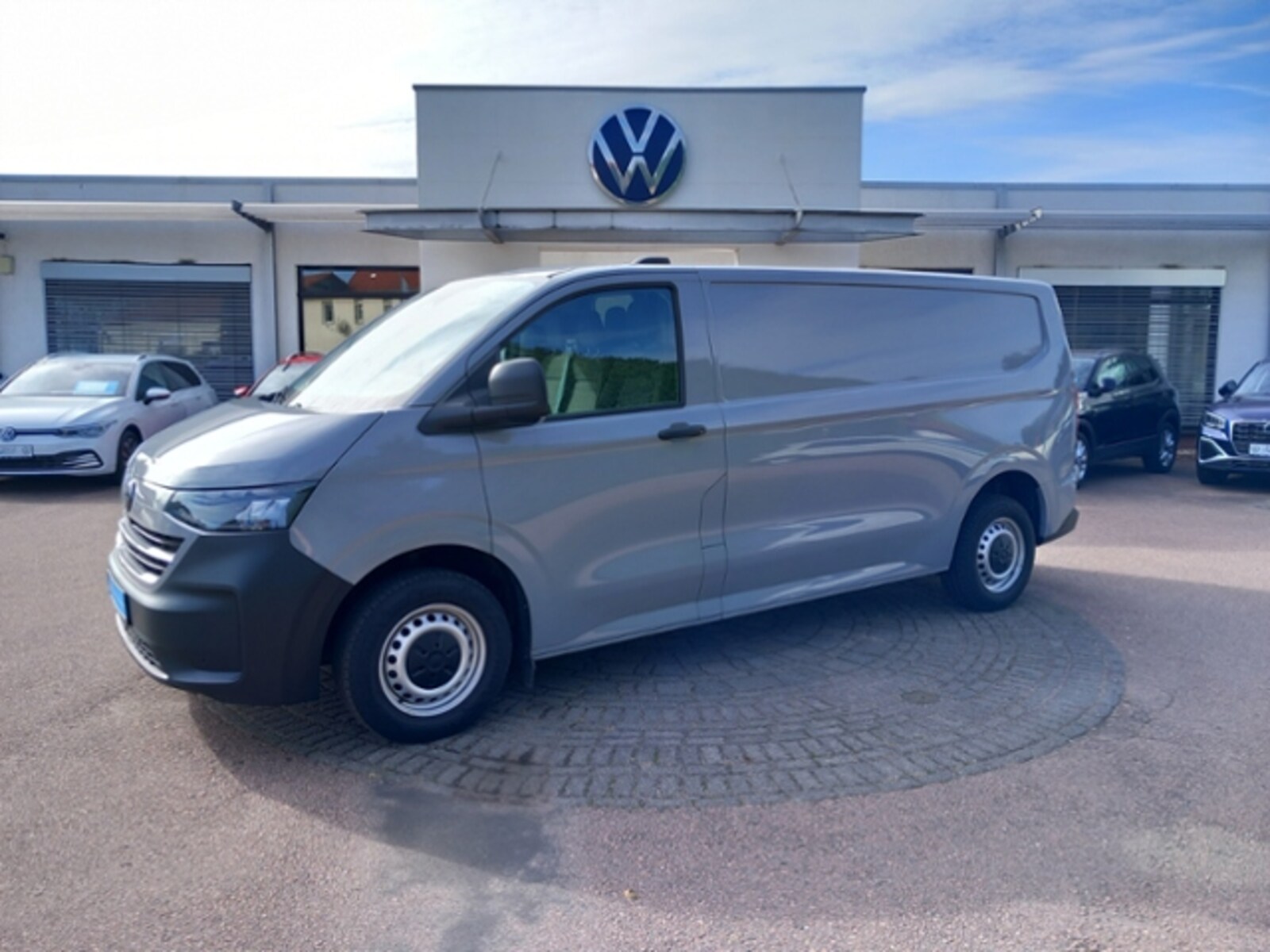 Volkswagen Transporter Kasten langer Radstand – Bild 2