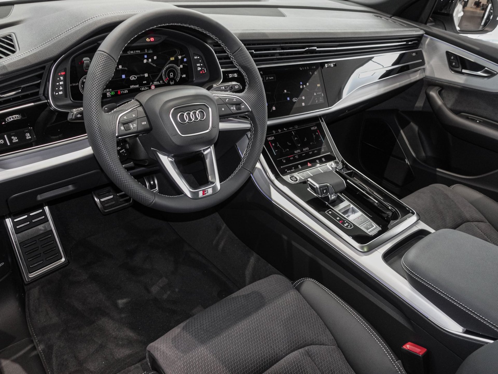 Audi Q8 SUV