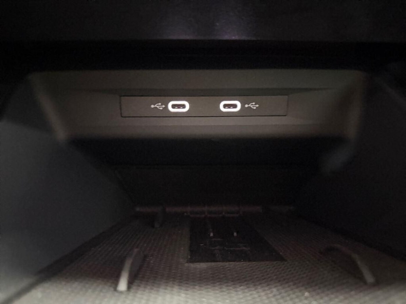 CUPRA Leon Sportstourer 1.5 TSI e-Hybrid DSG 150 kW (204 CV) — photo 12