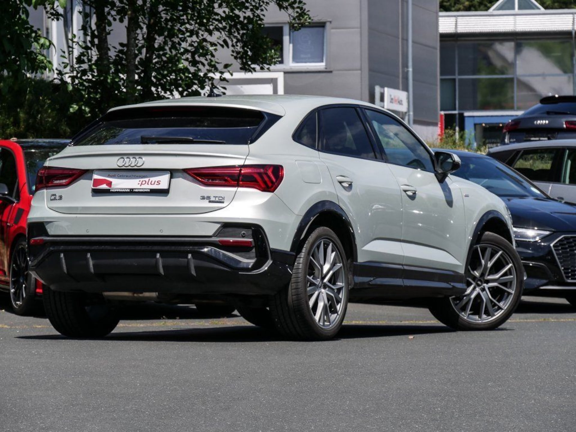 Audi Q3 Sportback S line