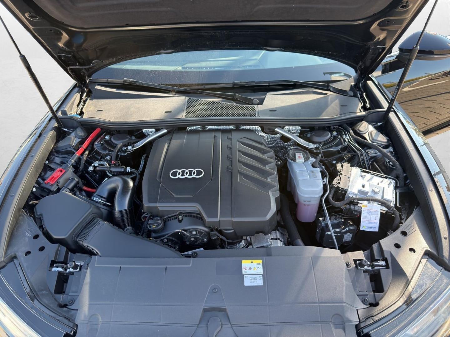 Bild über Audi A6 sport 45 TFSI S tronic - für weitere Informationen kontaktieren Sie den Audi Partner