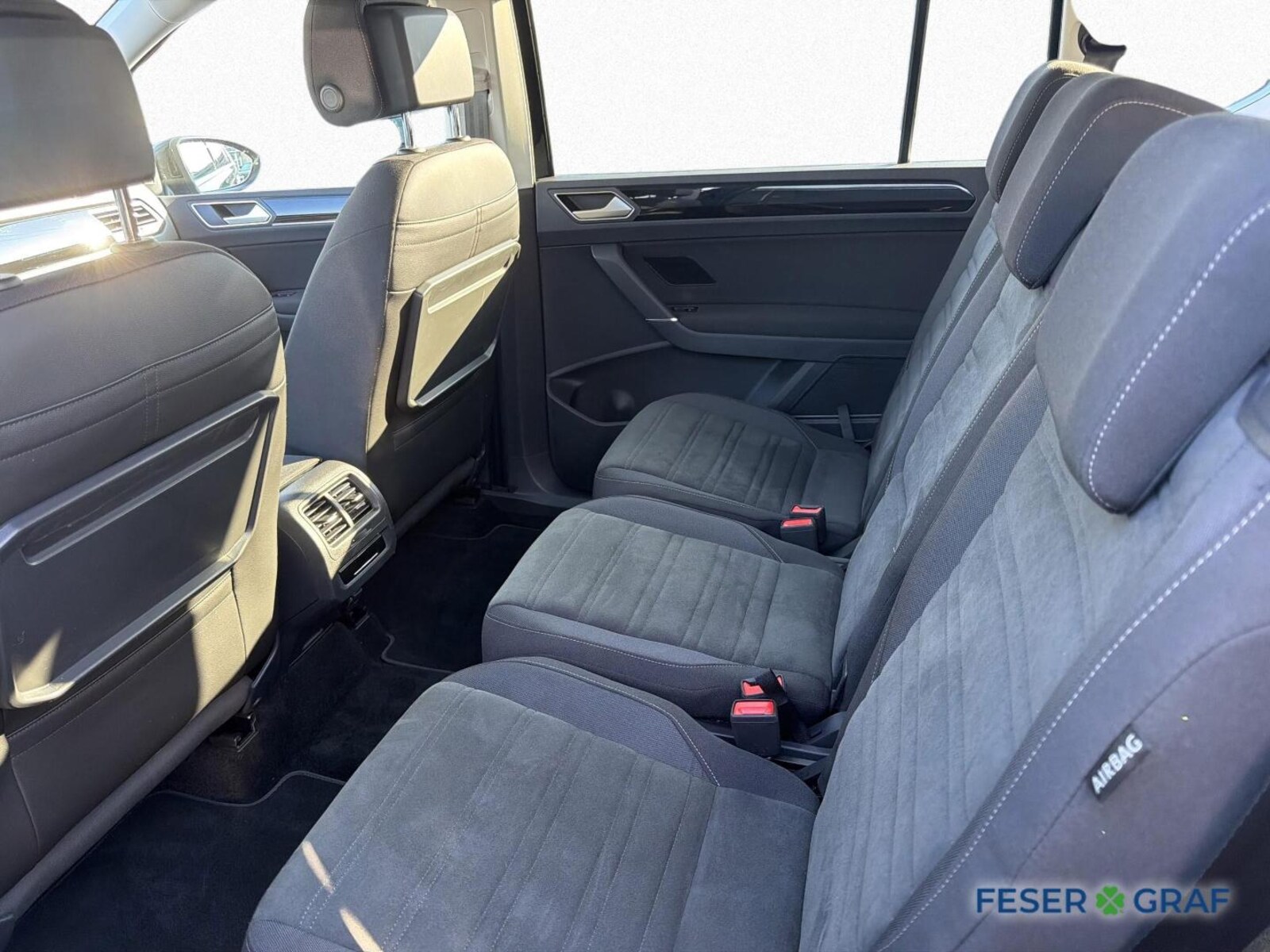 Volkswagen Touran – Bild 13