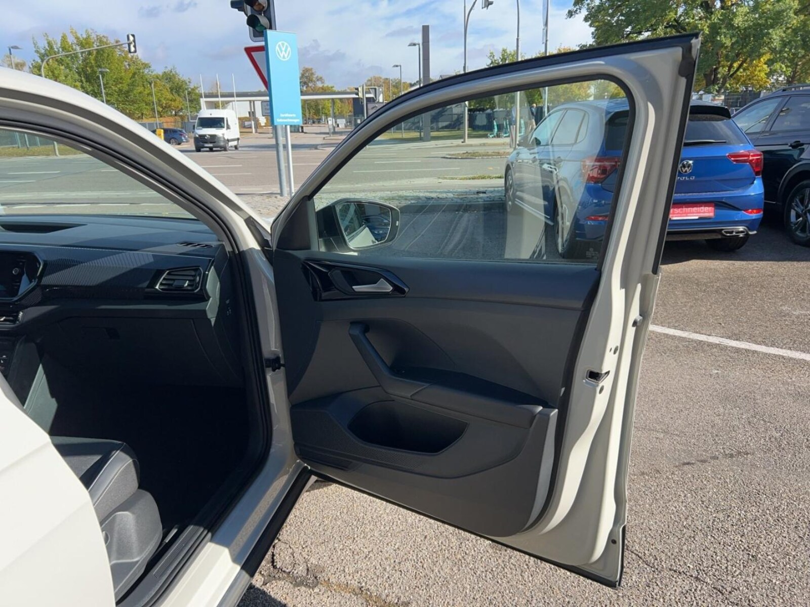 Volkswagen T-Cross – Bild 21