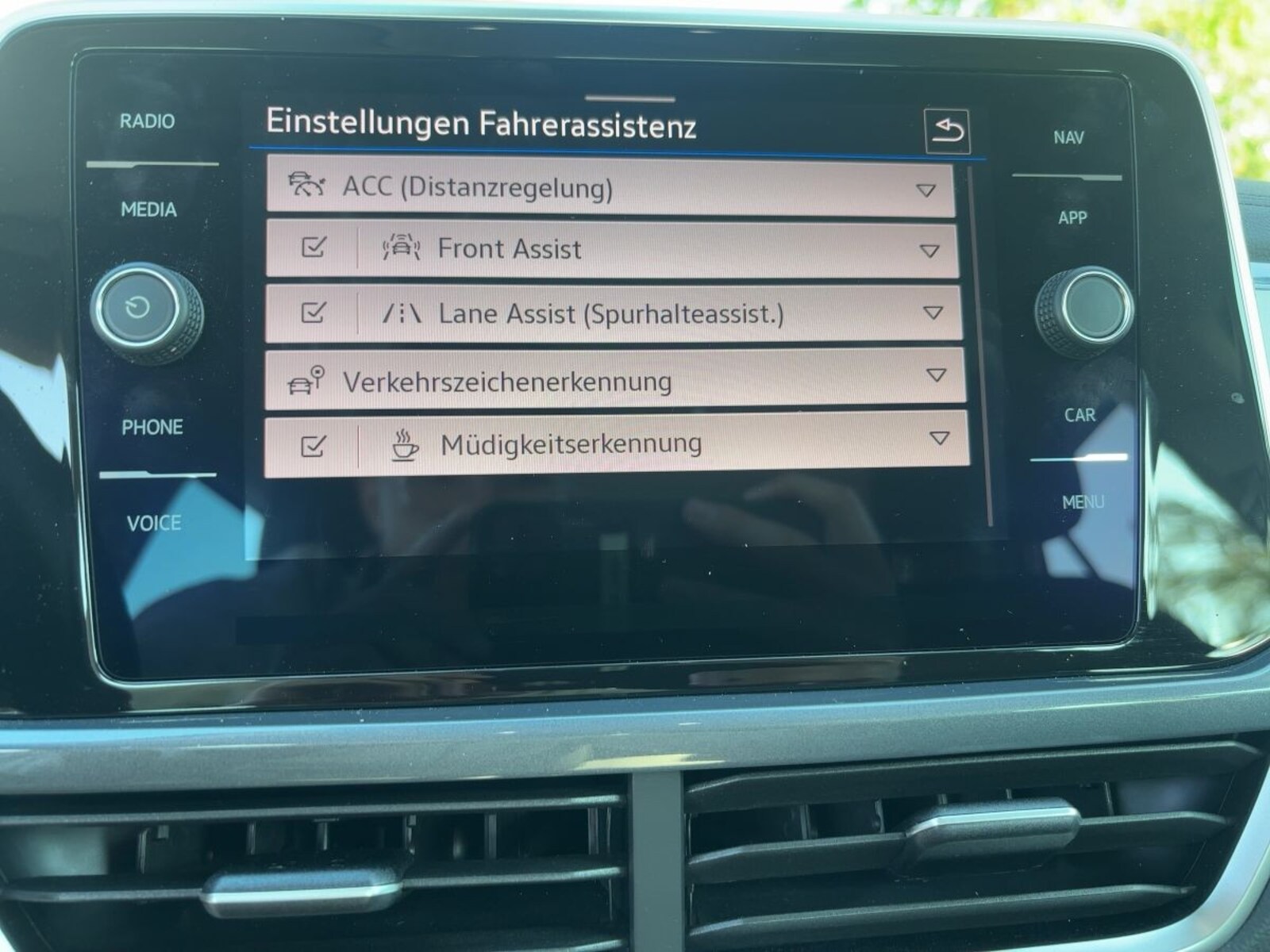 Volkswagen T-Roc – Bild 12
