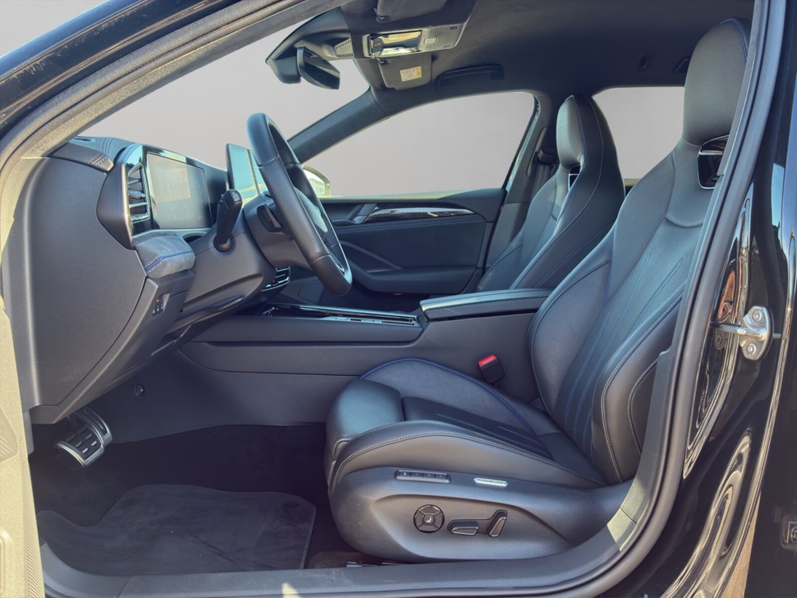 Volkswagen Passat – Bild 11