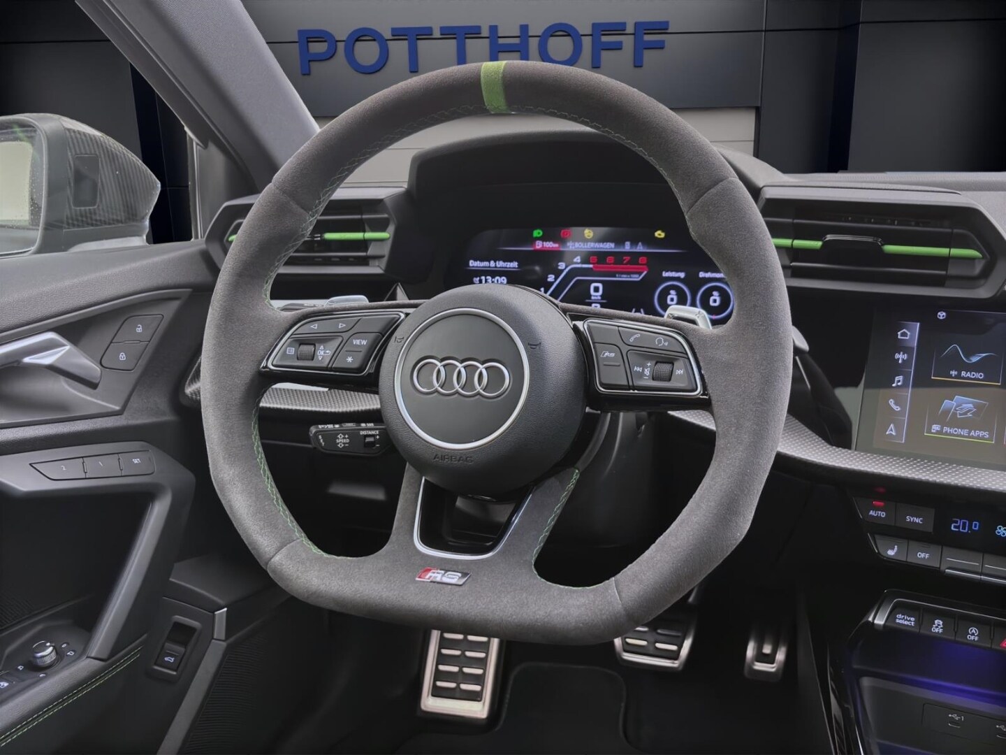 Image about Audi RS 3 Limousine TFSI quattro S tronic