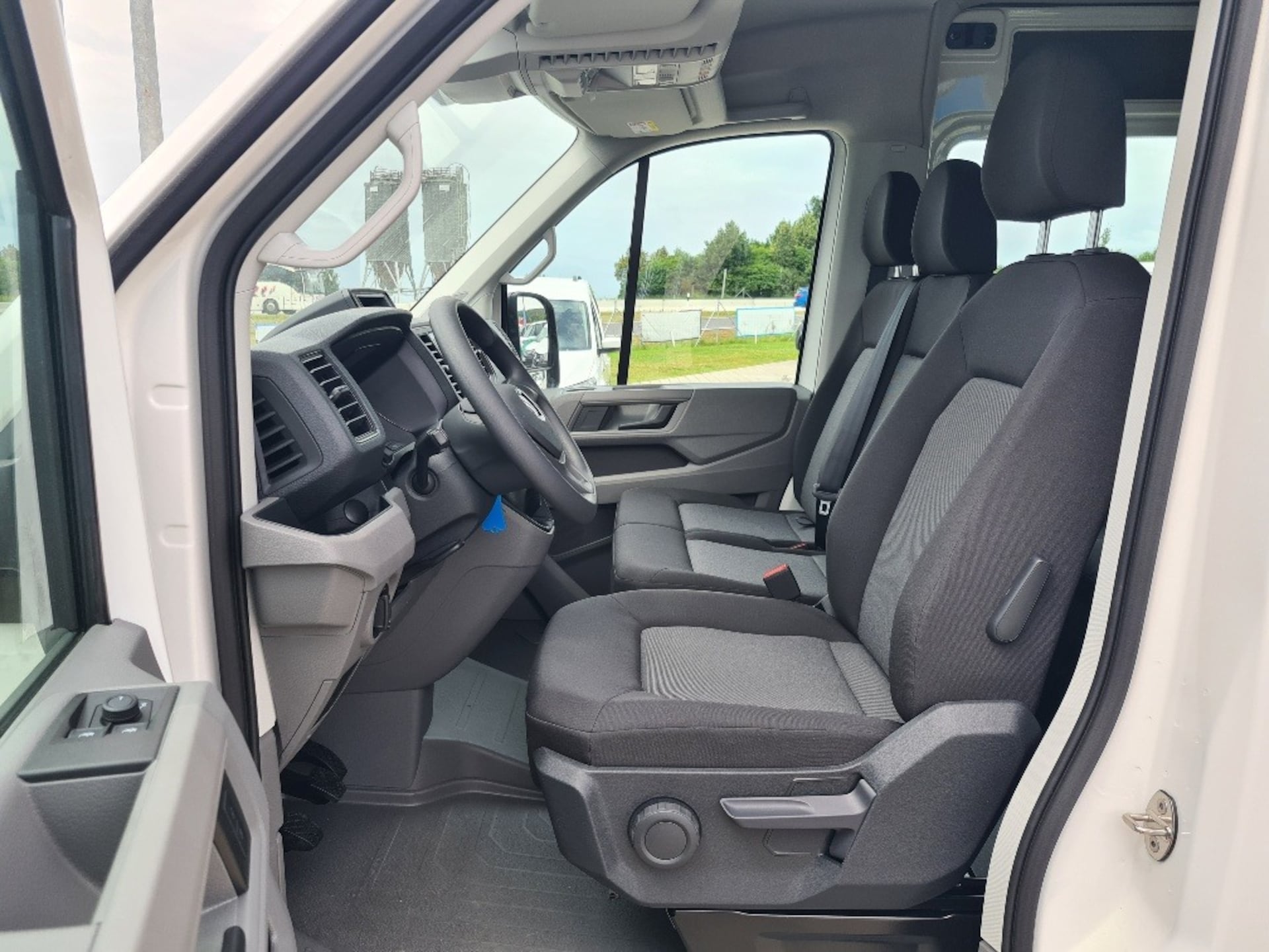 Volkswagen Crafter Kasten langer Radstand