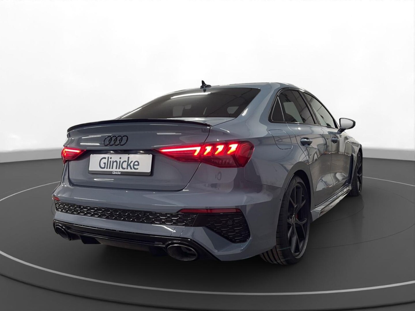 Audi RS 3 Limousine – Bild 4