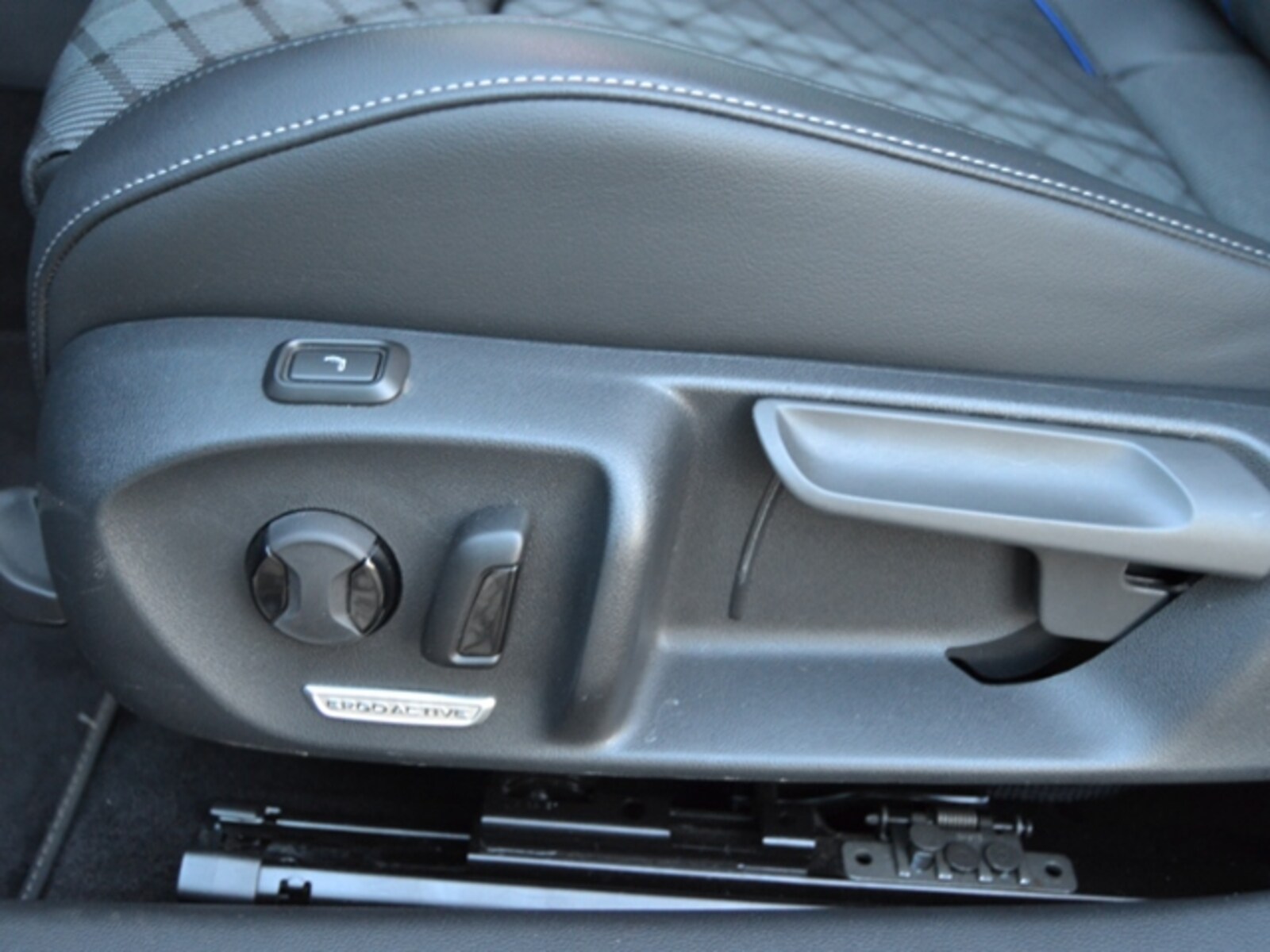 Volkswagen Passat – Bild 22