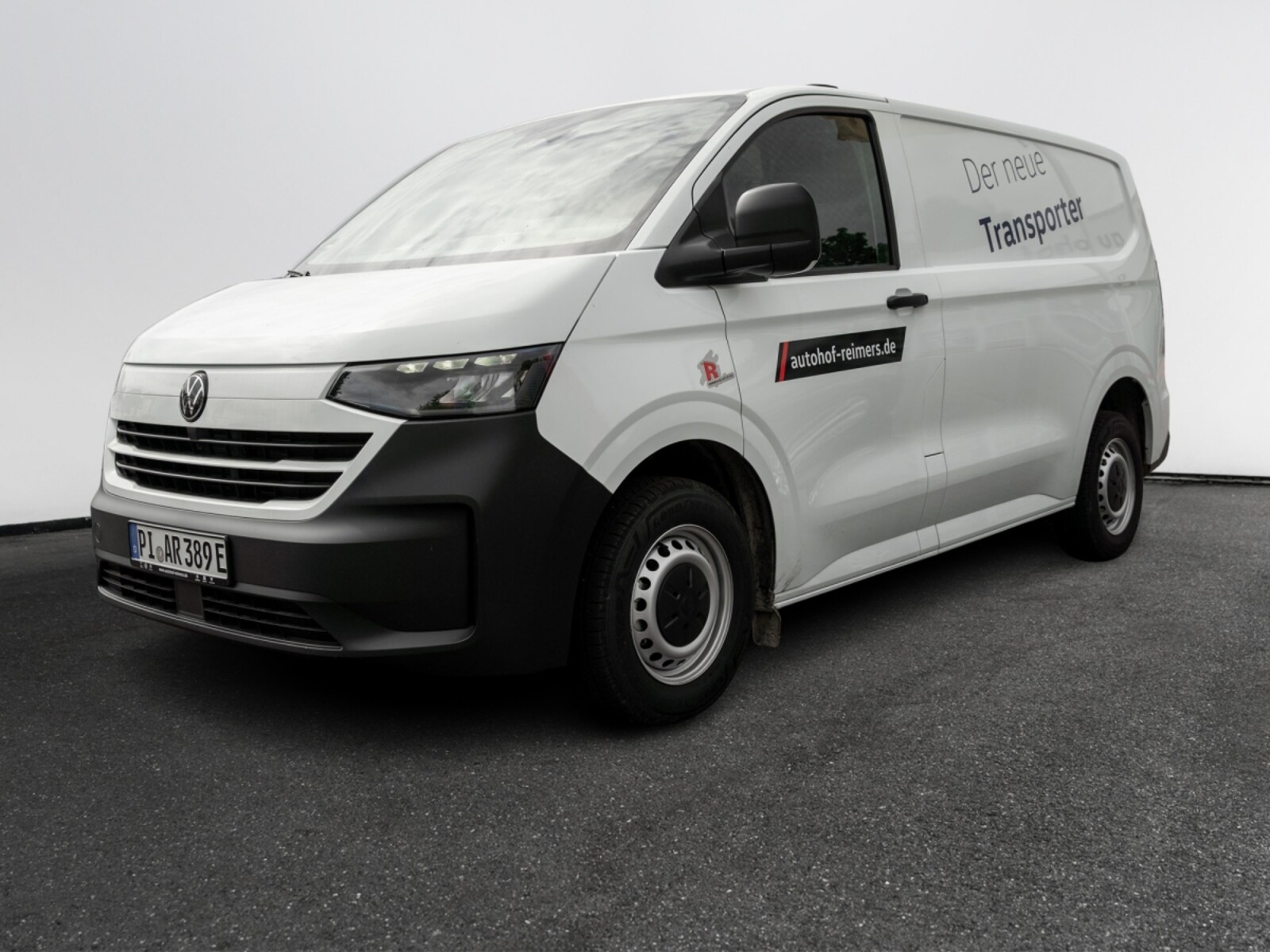 Volkswagen Transporter Kasten kurzer Radstand – Bild 2