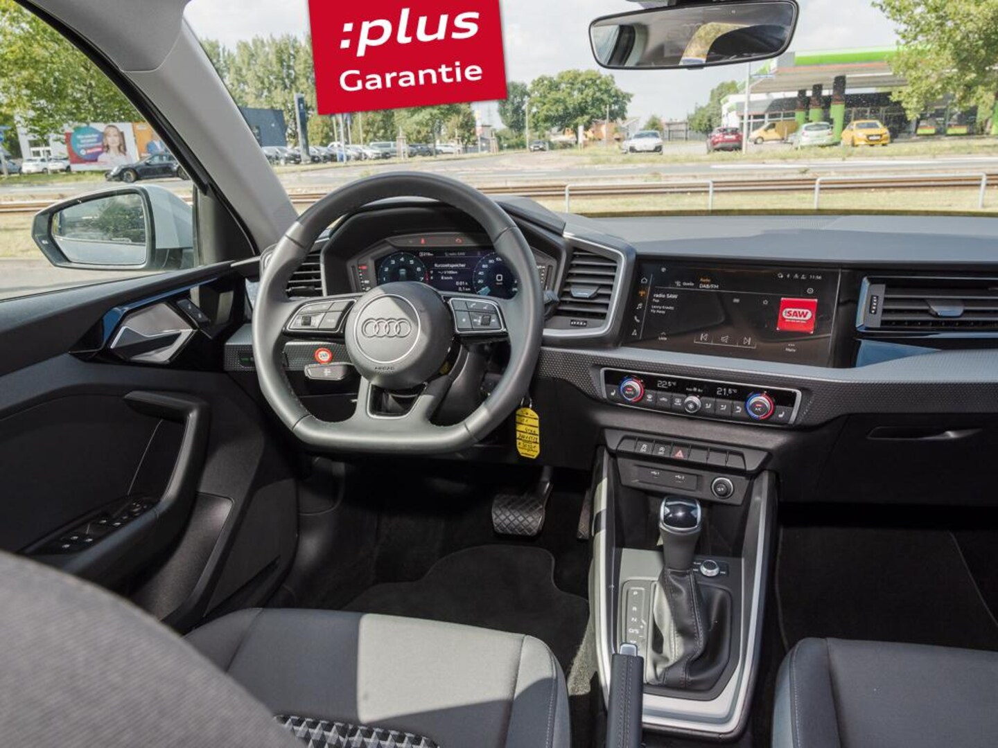 Bild über Audi A1 Sportback S line 25 TFSI S tronic - für weitere Informationen kontaktieren Sie den Audi Partner