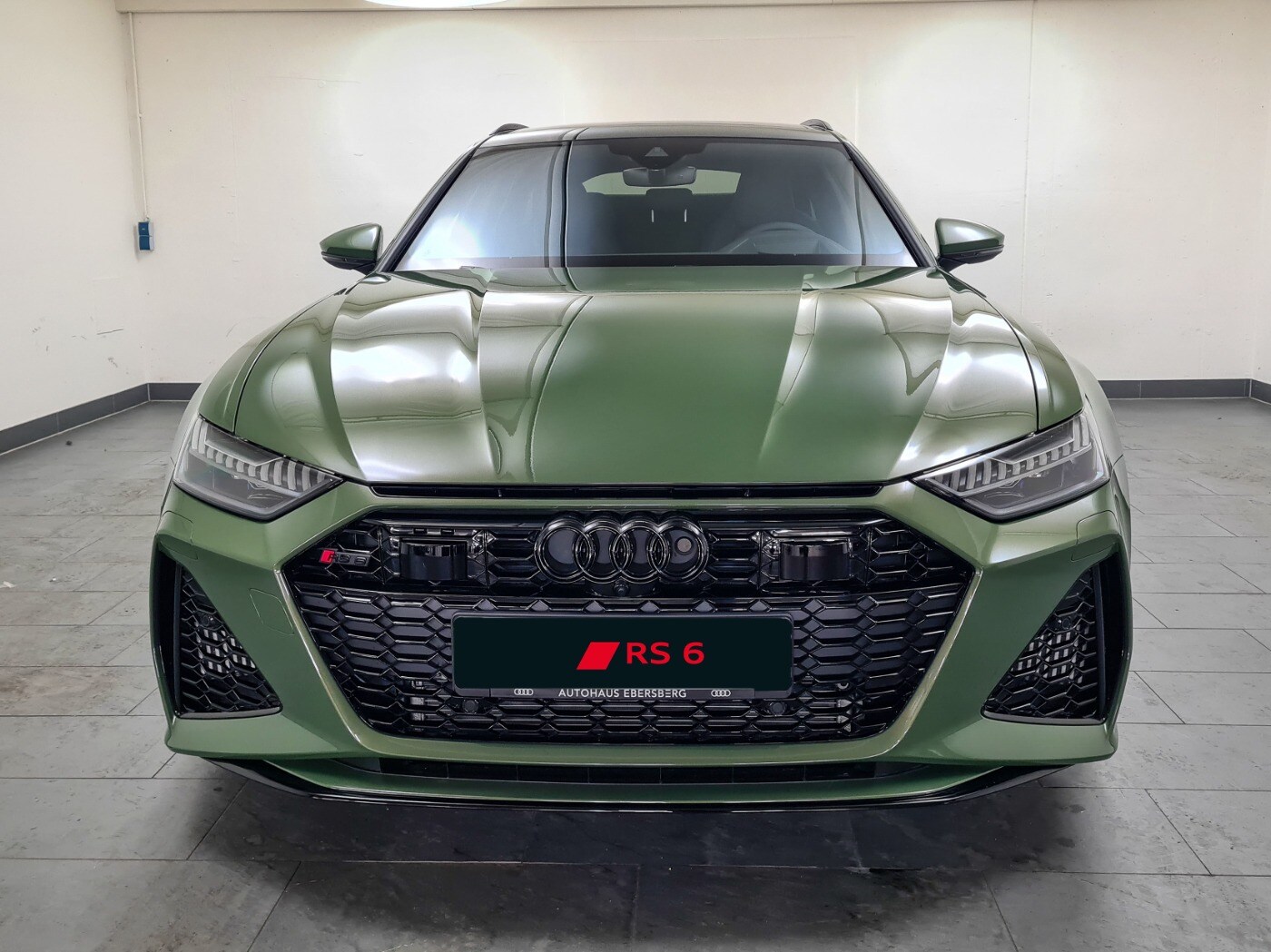 Image about Audi RS 6 Avant performance quattro tiptronic