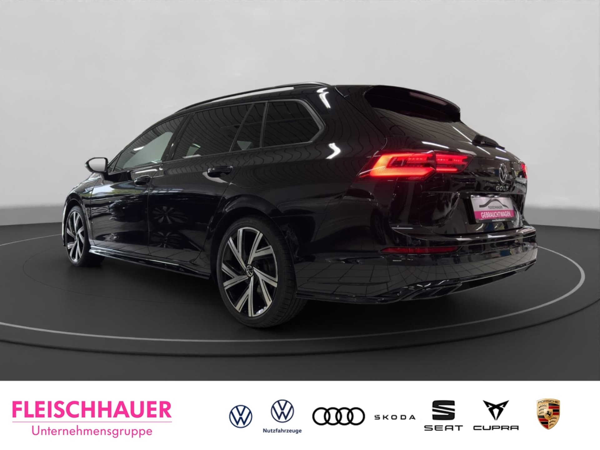 Volkswagen Golf Variant R-Line