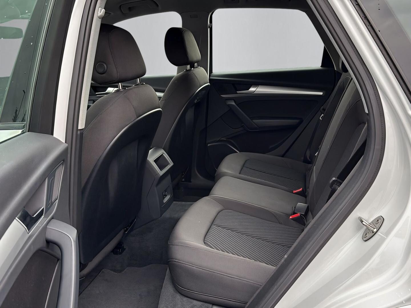 Bild über Audi Q5 40 TDI quattro 150 kW S tronic - für weitere Informationen kontaktieren Sie den Audi Partner