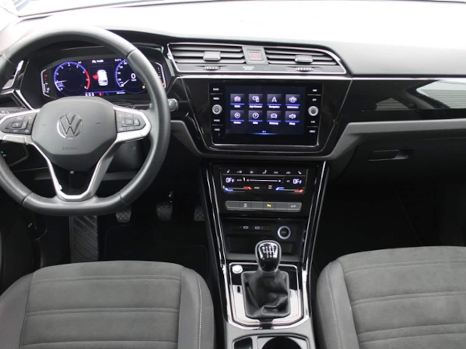 Volkswagen Touran – Bild 15