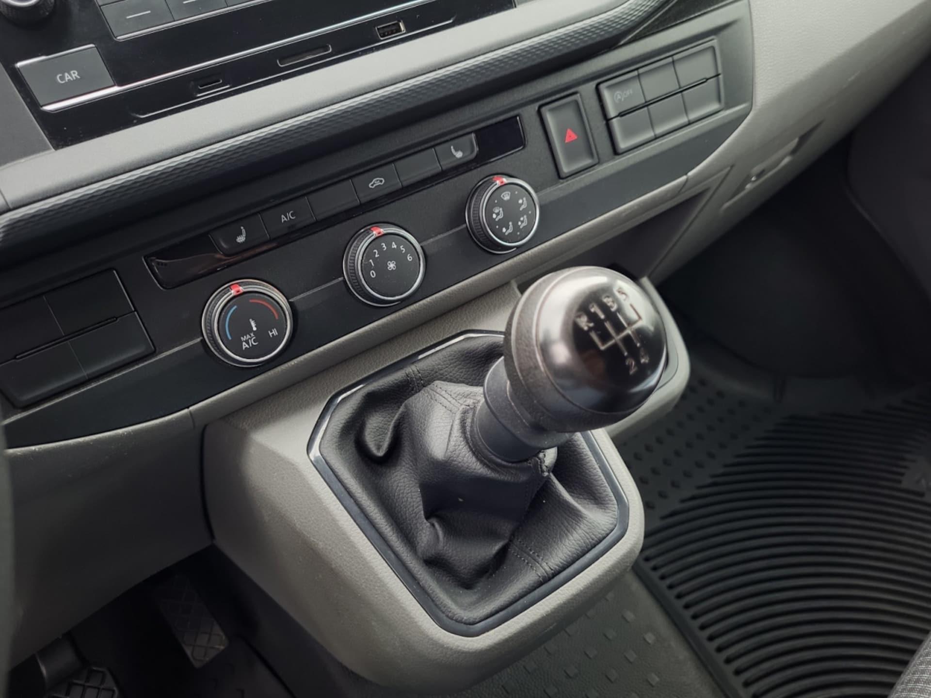 Volkswagen T6.1 Transporter Kasten kurzer Radstand