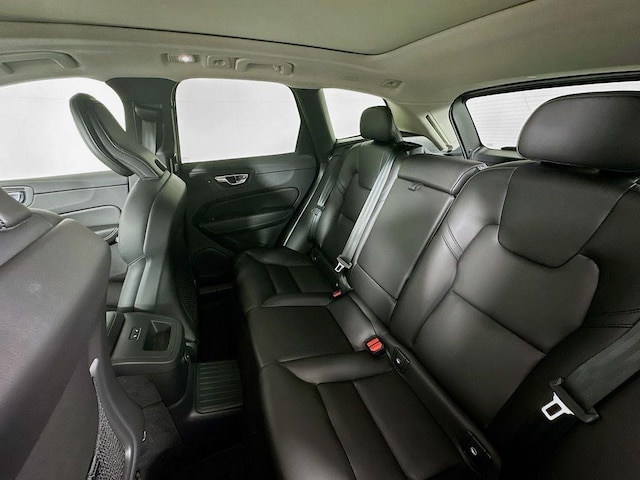 2025 Volvo XC60 Plug-In Hybrid