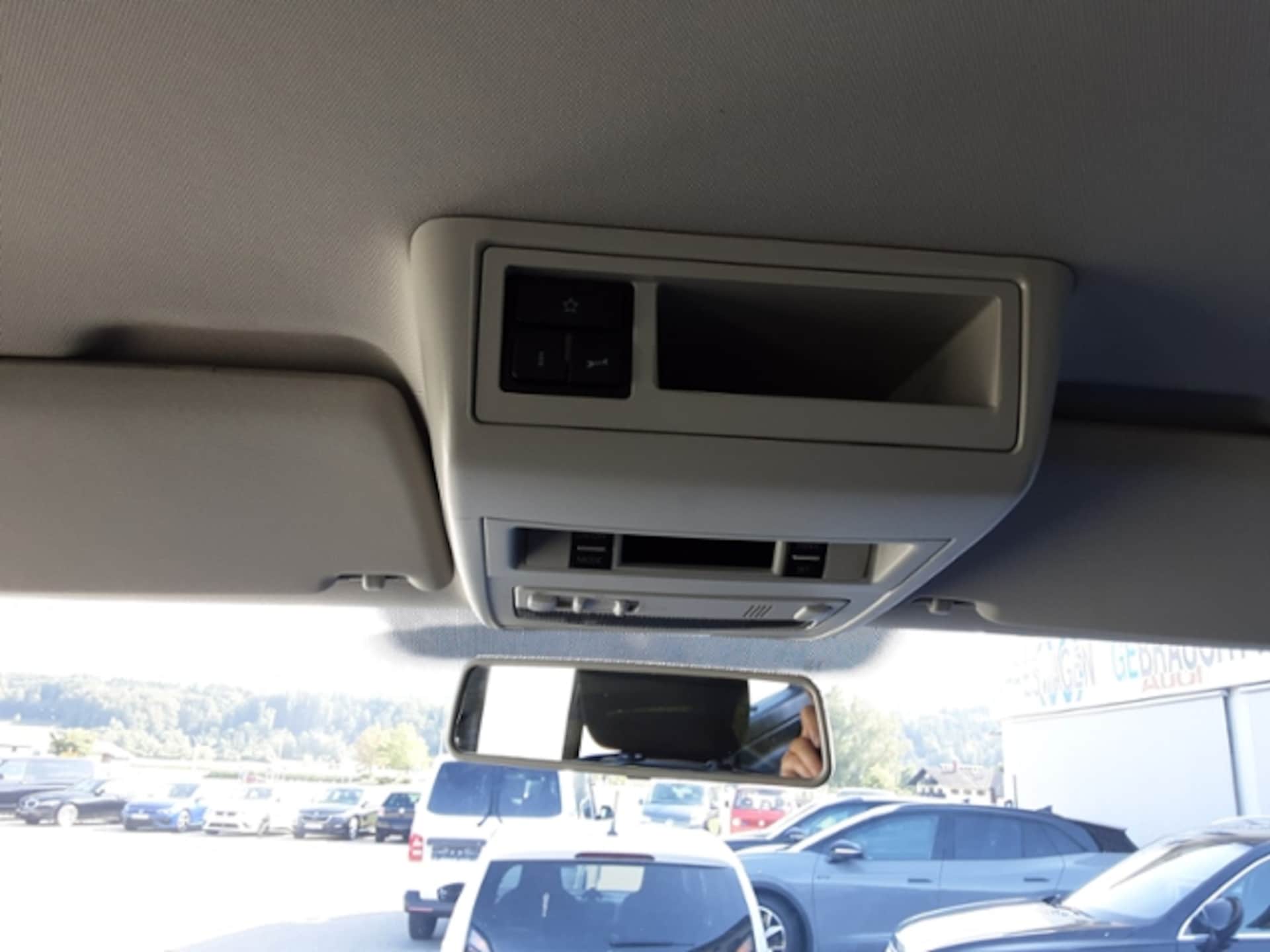 Volkswagen T5 Multivan Startline