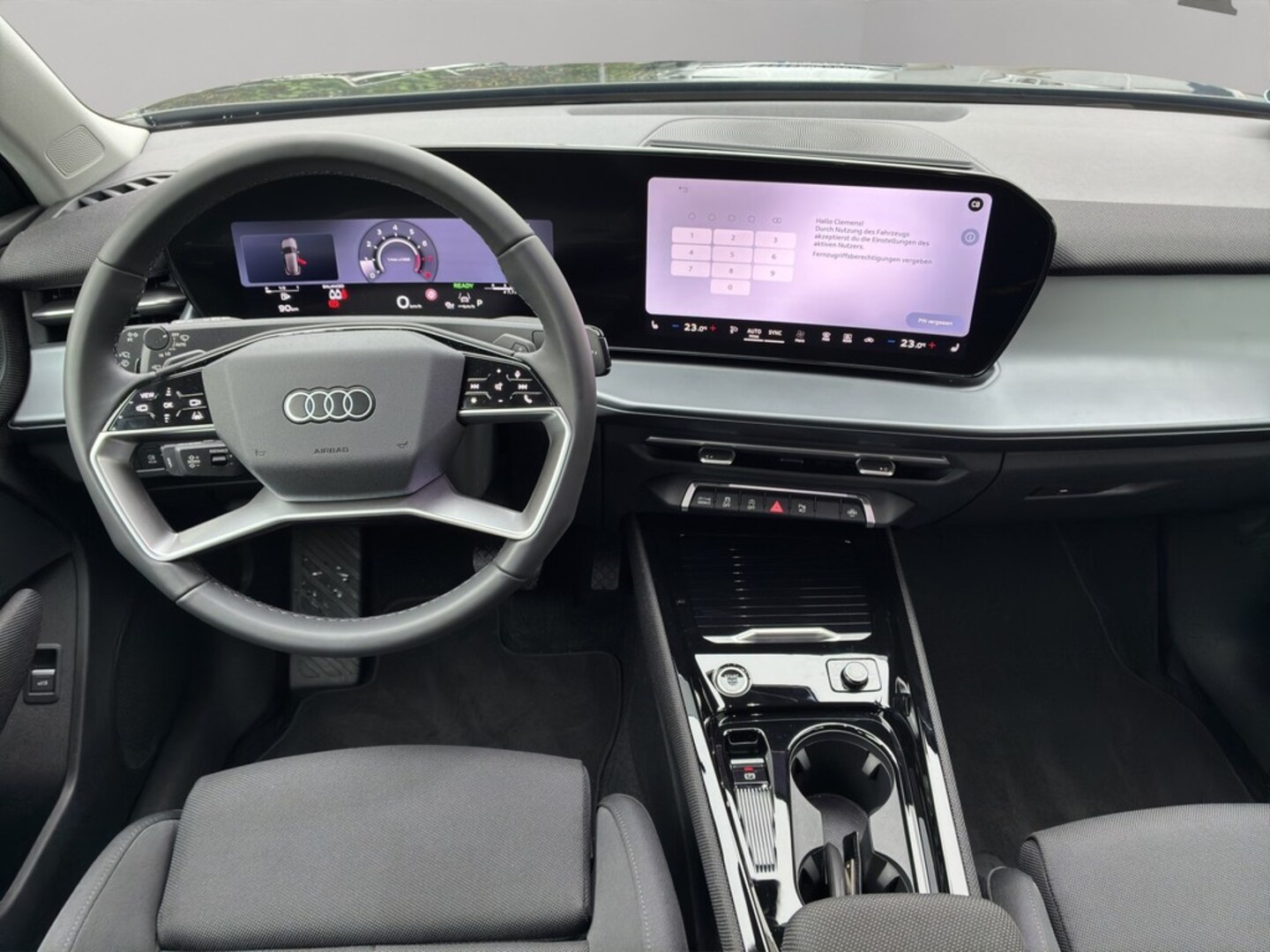 Bild über Audi Q3 SUV TFSI 110 kW S tronic - für weitere Informationen kontaktieren Sie den Audi Partner