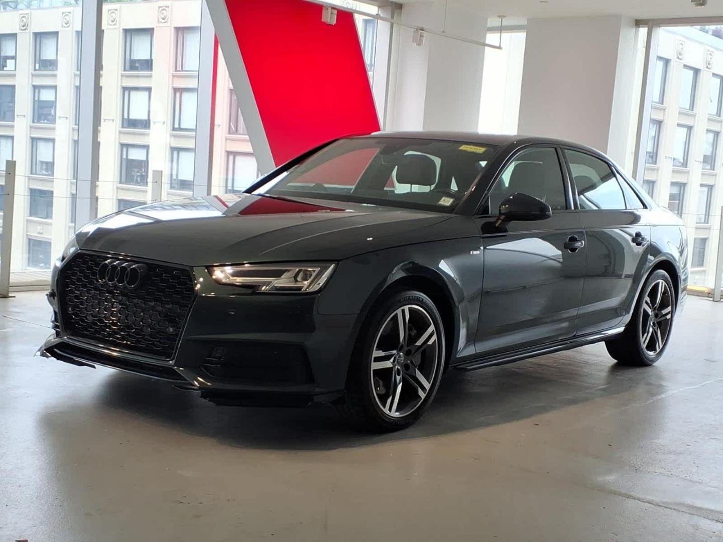 2017 Audi A4 2.0T quattro S tronic Premium Plus's photo