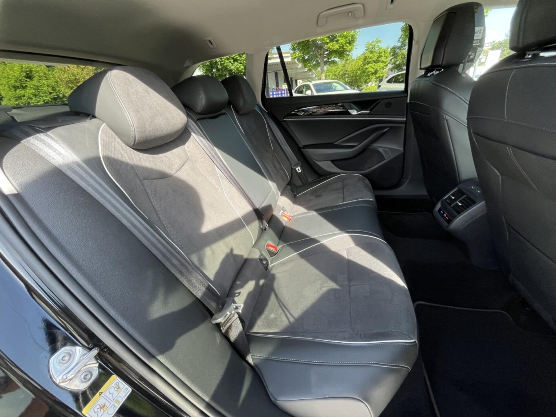 Volkswagen Passat Business