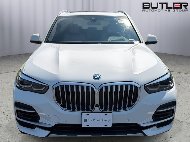 2022 BMW