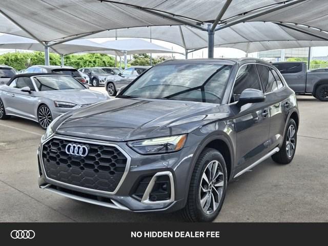 2023 Audi Q5 45 Premium Plus's photo