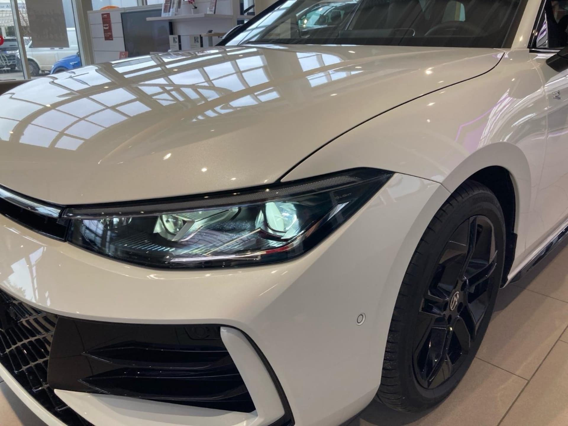 Volkswagen Passat R-Line
