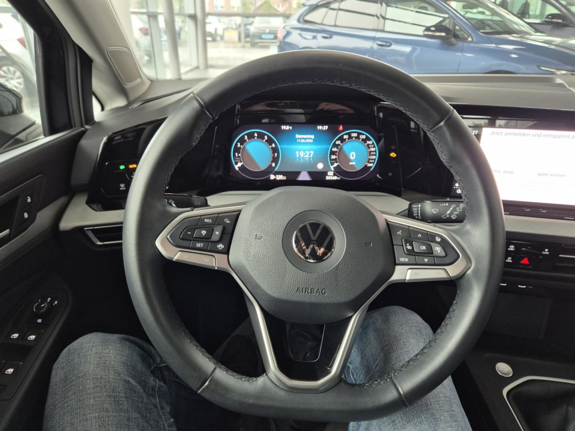 Volkswagen Golf Life