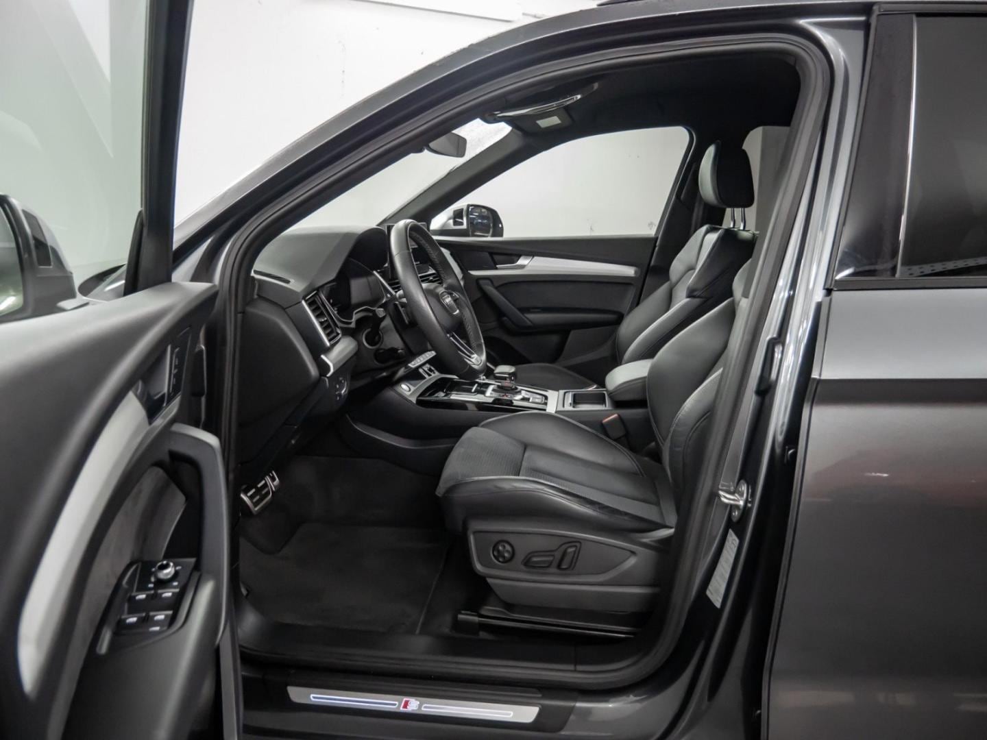 Bild über Audi SQ5 TDI tiptronic - für weitere Informationen kontaktieren Sie den Audi Partner