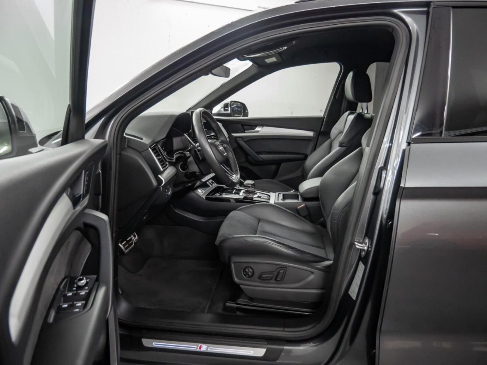 Audi SQ5 – Bild 13