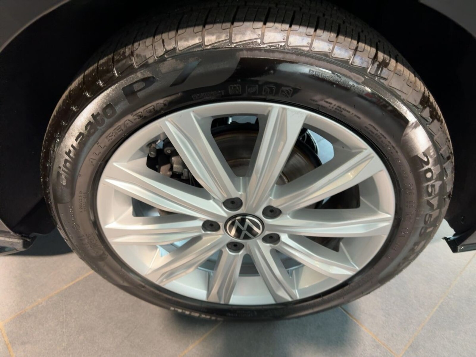 Volkswagen Touran – Bild 11