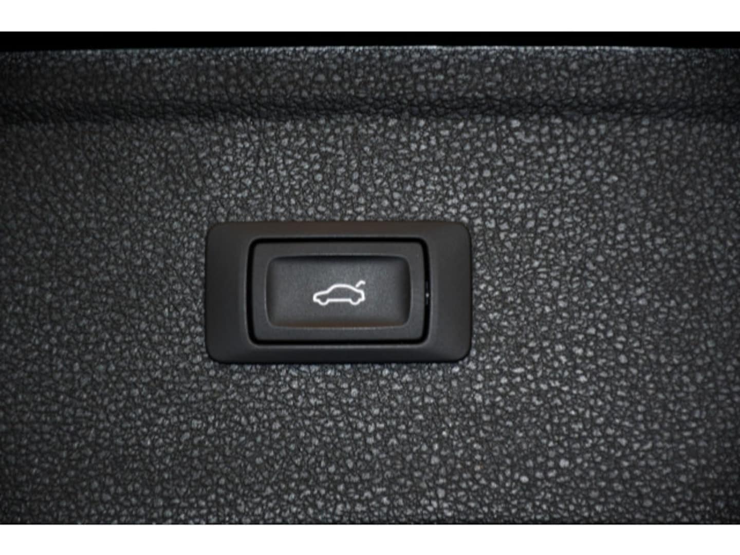 Bild über Audi Q5 40 TDI quattro 150 kW S tronic - für weitere Informationen kontaktieren Sie den Audi Partner
