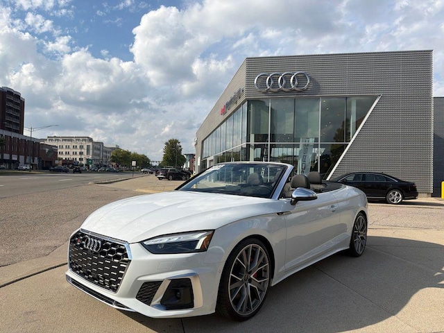 Photo of 2023 Audi S5 Cabriolet