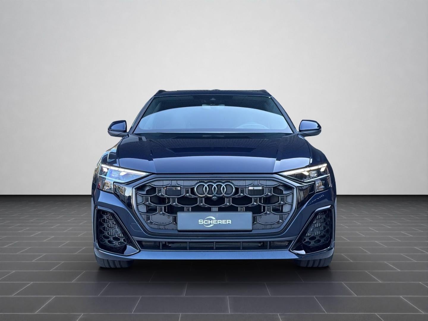 Bild über Audi Q8 SUV S line business TFSI quattro 250 kW tiptronic - für weitere Informationen kontaktieren Sie den Audi Partner