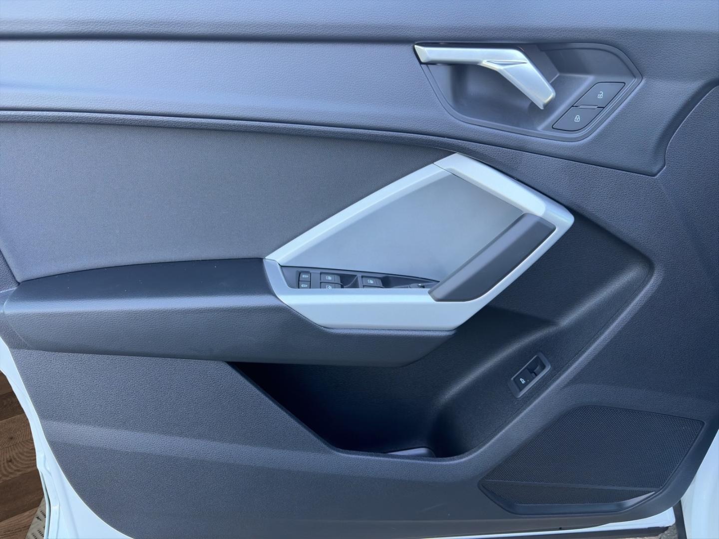 Bild über Audi Q3 TFSI 110 kW S tronic - für weitere Informationen kontaktieren Sie den Audi Partner