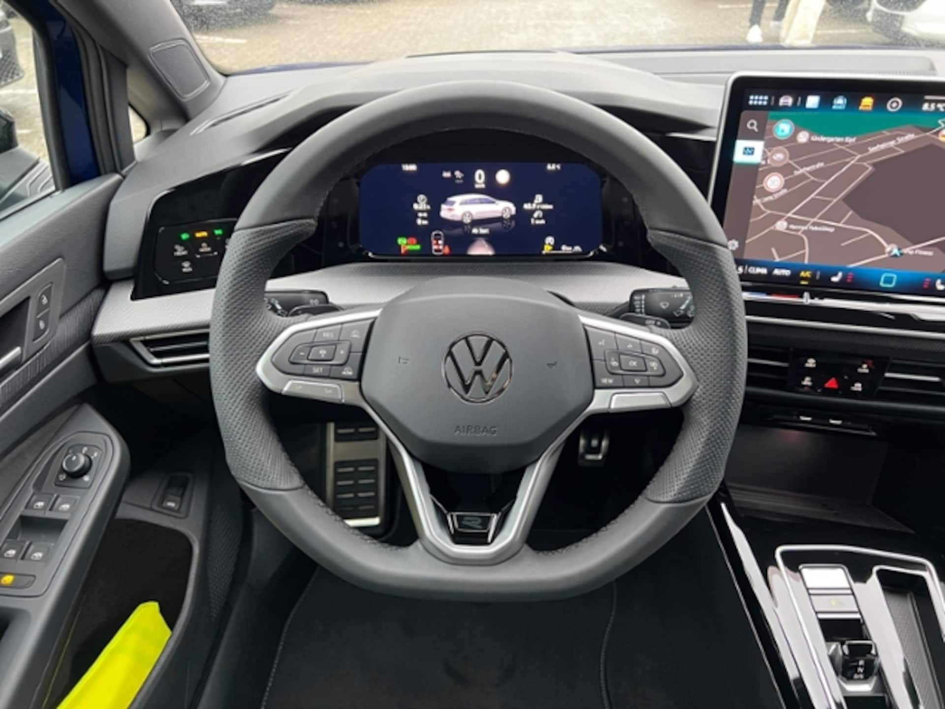 Volkswagen Golf Variant R-Line
