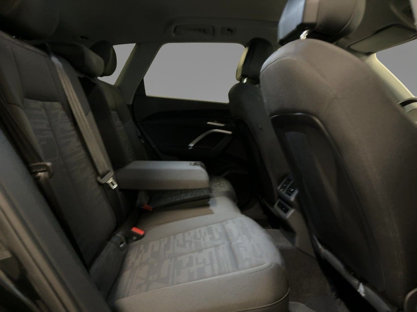 Bild über Audi Q5 SUV TFSI 150 kW S tronic - für weitere Informationen kontaktieren Sie den Audi Partner