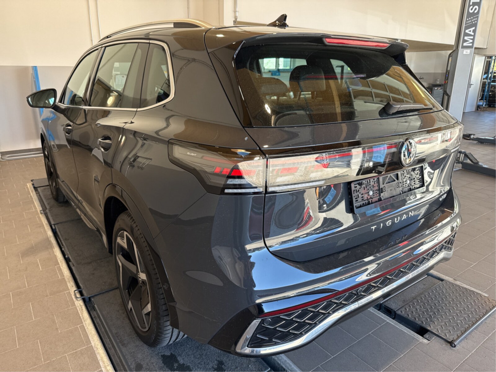 Volkswagen Tiguan – Bild 4