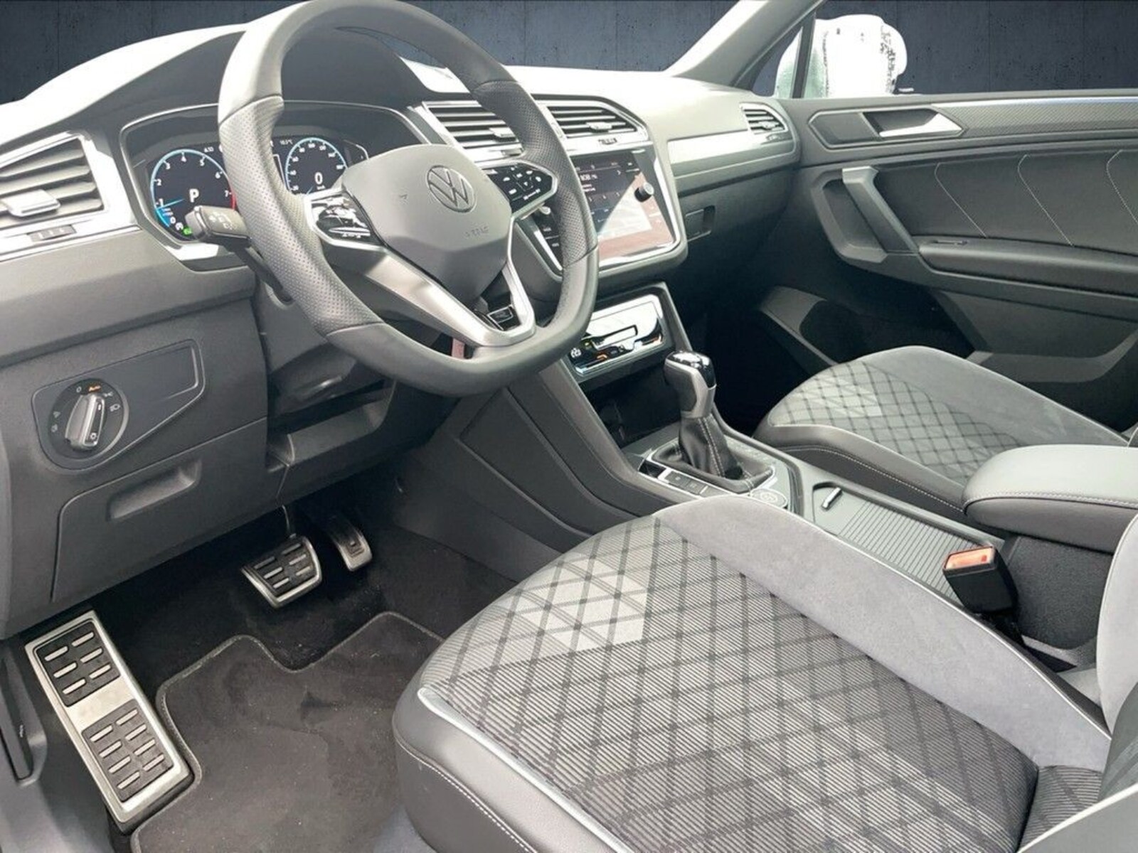 Volkswagen Tiguan – Bild 11