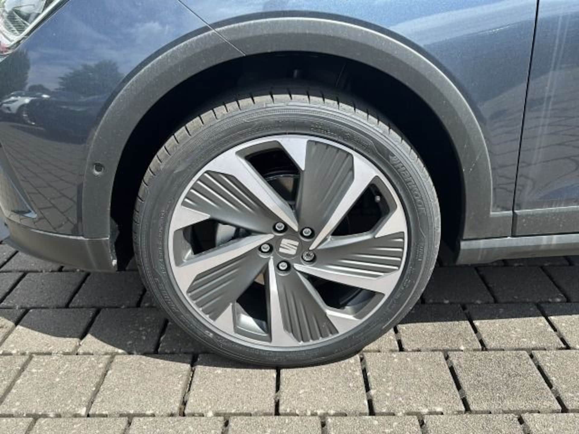 SEAT Arona FR