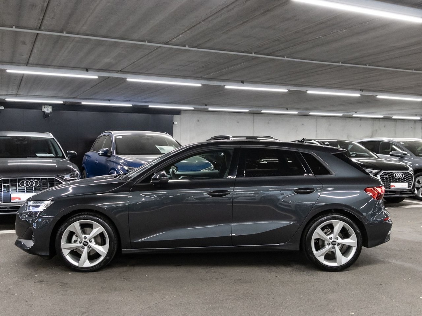 Bild über Audi A3 Sportback 30 TDI Schaltgetriebe - für weitere Informationen kontaktieren Sie den Audi Partner