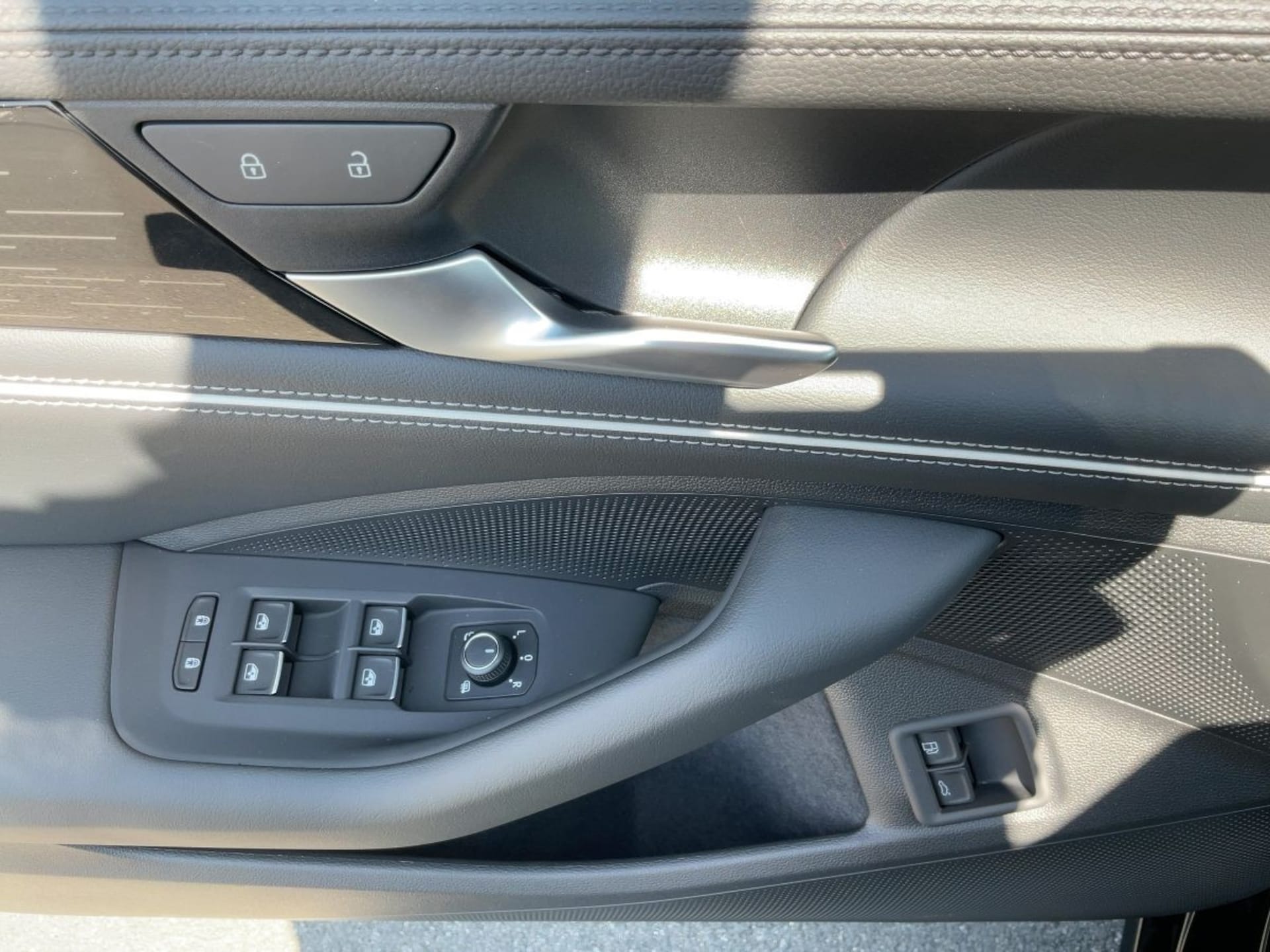 Volkswagen Passat Elegance