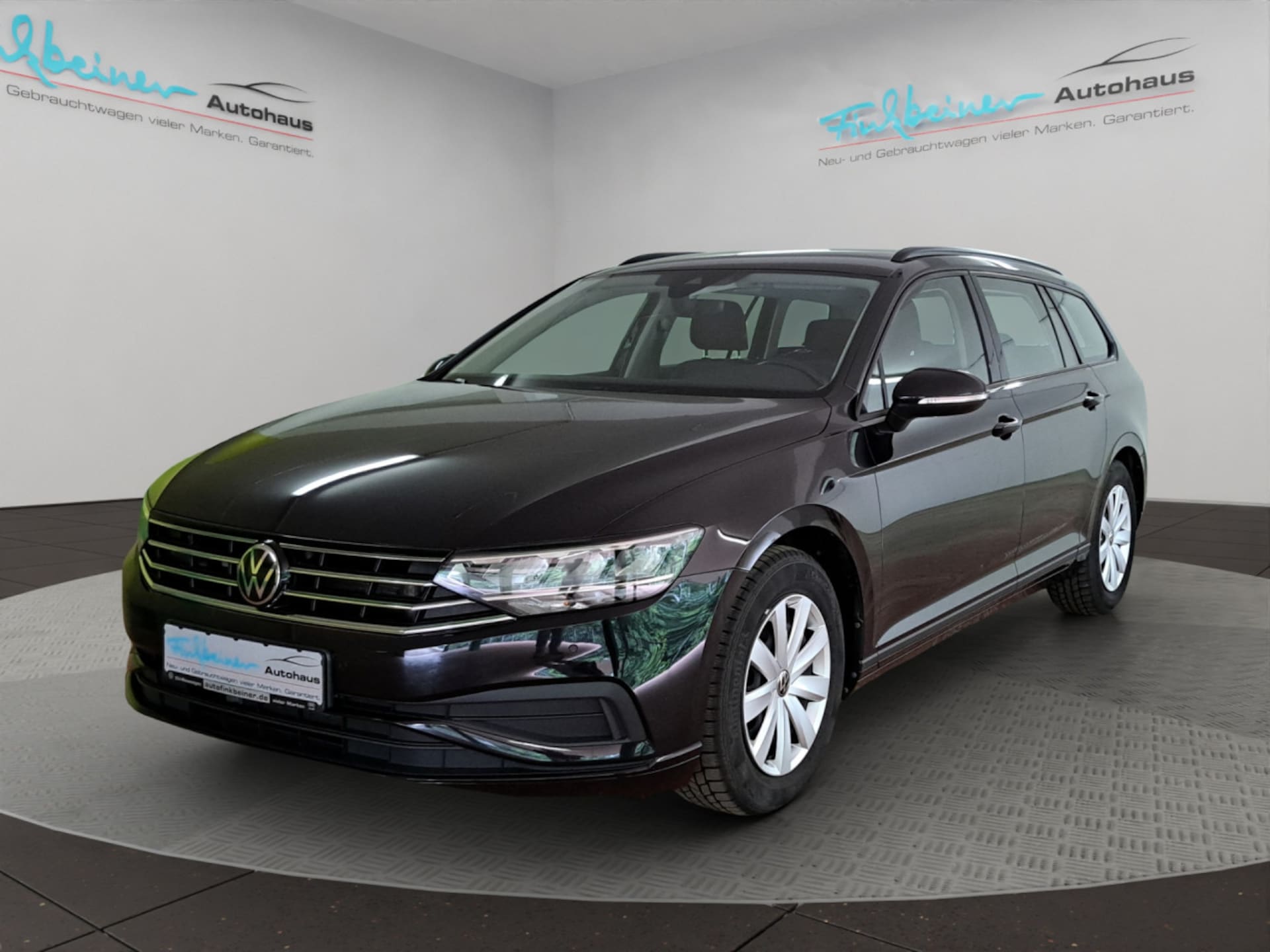 Volkswagen Passat Variant Basis-Modell