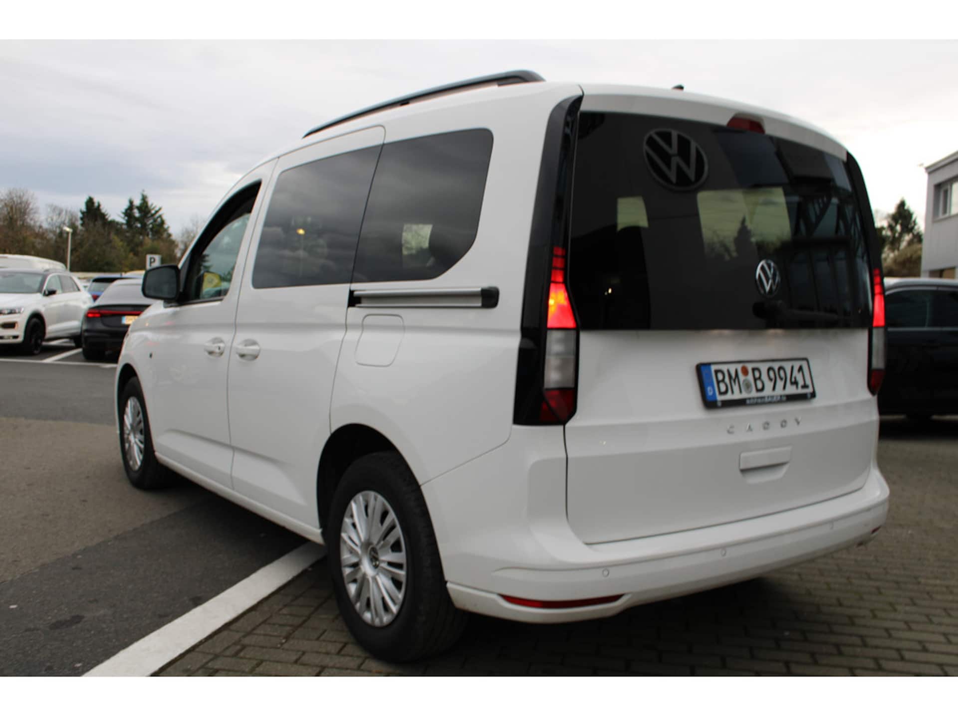 Volkswagen Caddy Basis-Modell