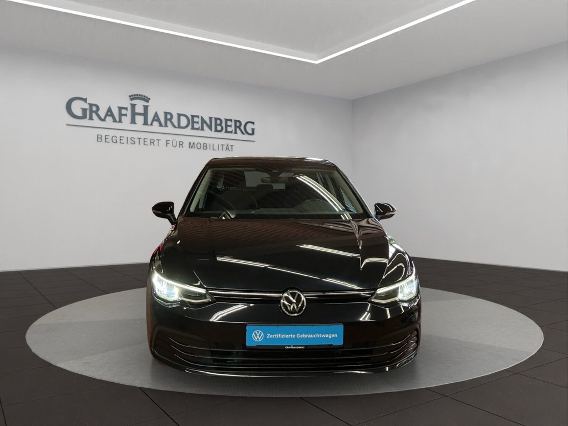 Volkswagen Golf Life