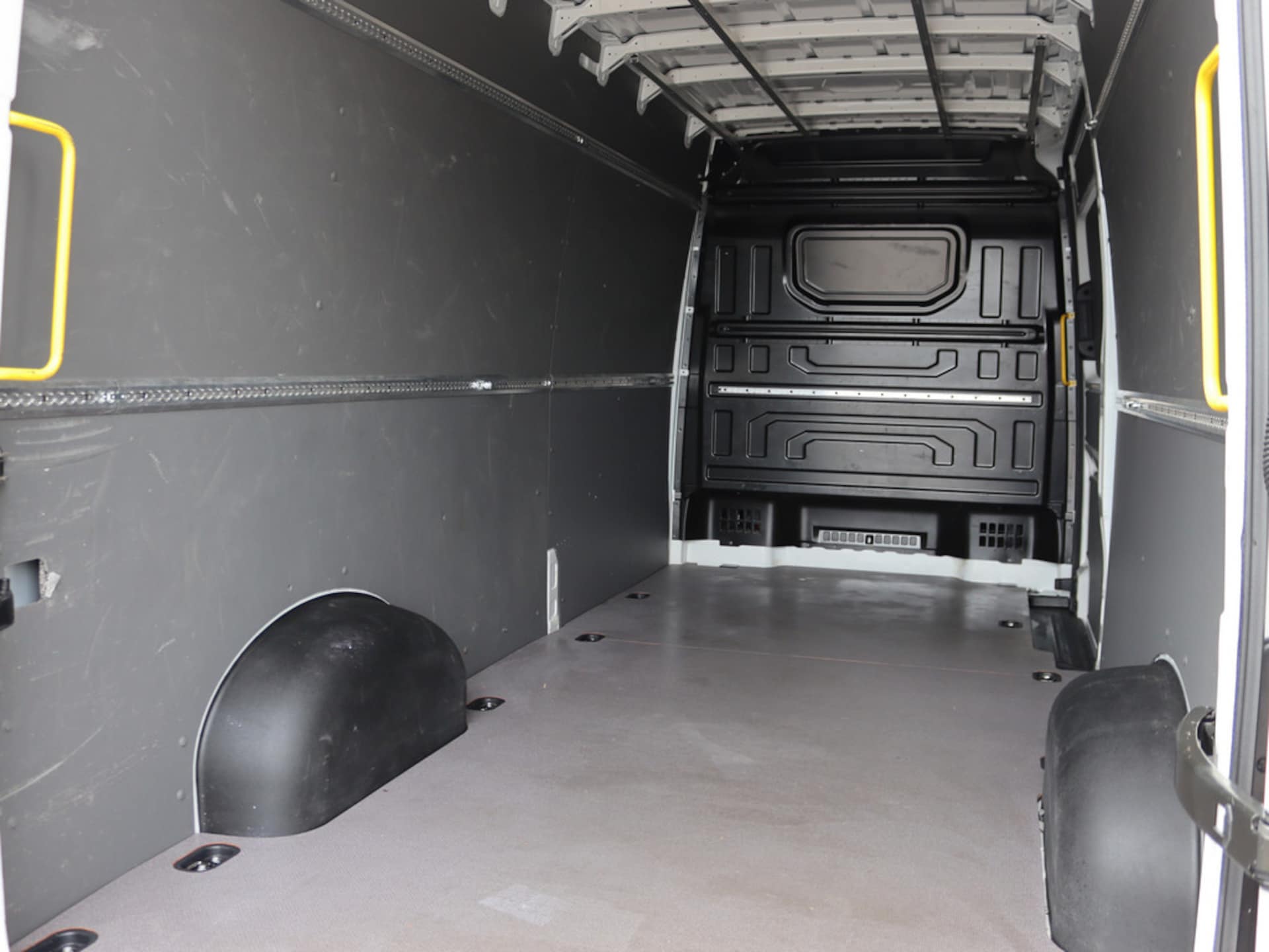 Volkswagen Crafter Kasten langer Radstand