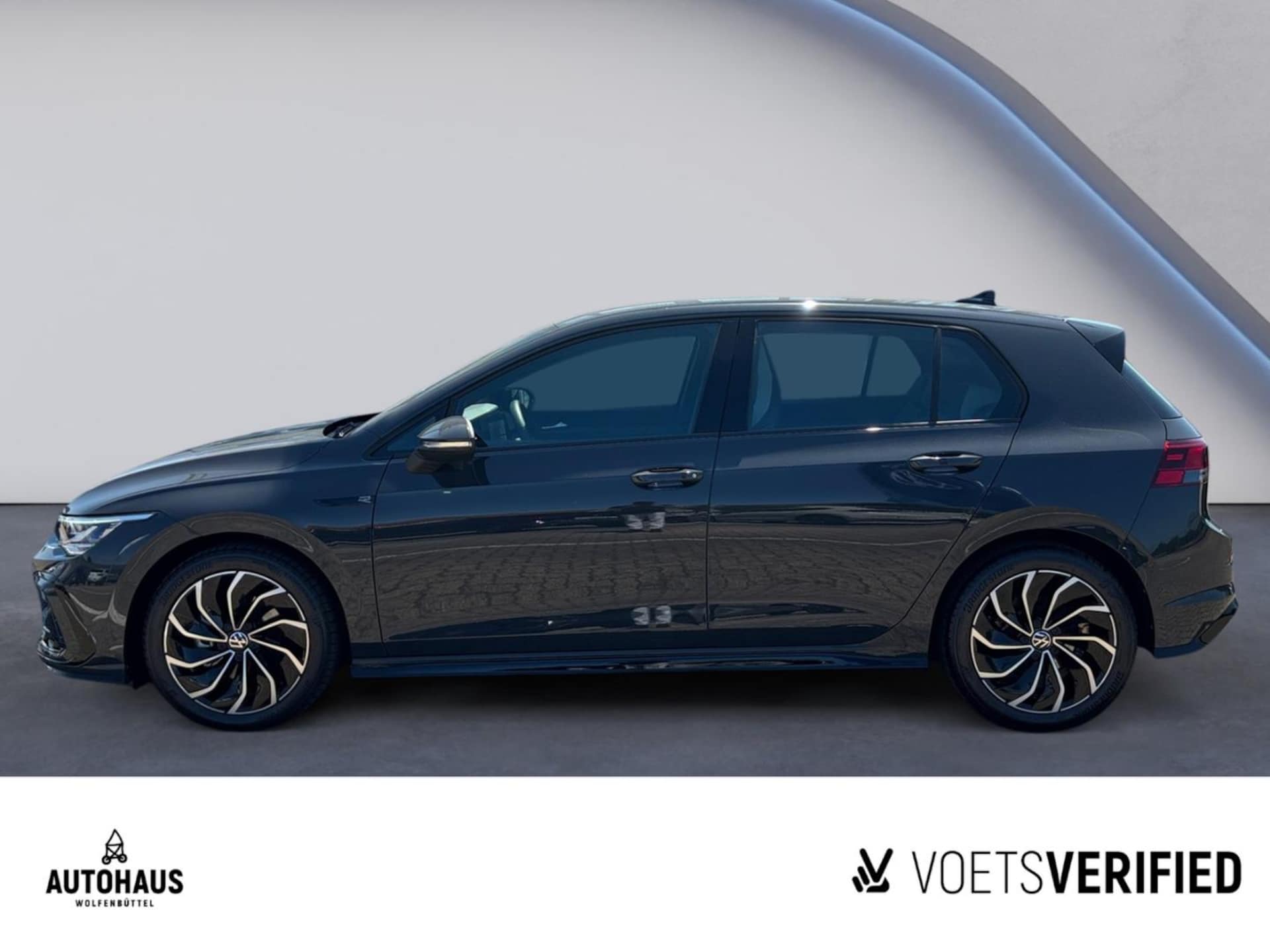 Volkswagen Golf R-Line