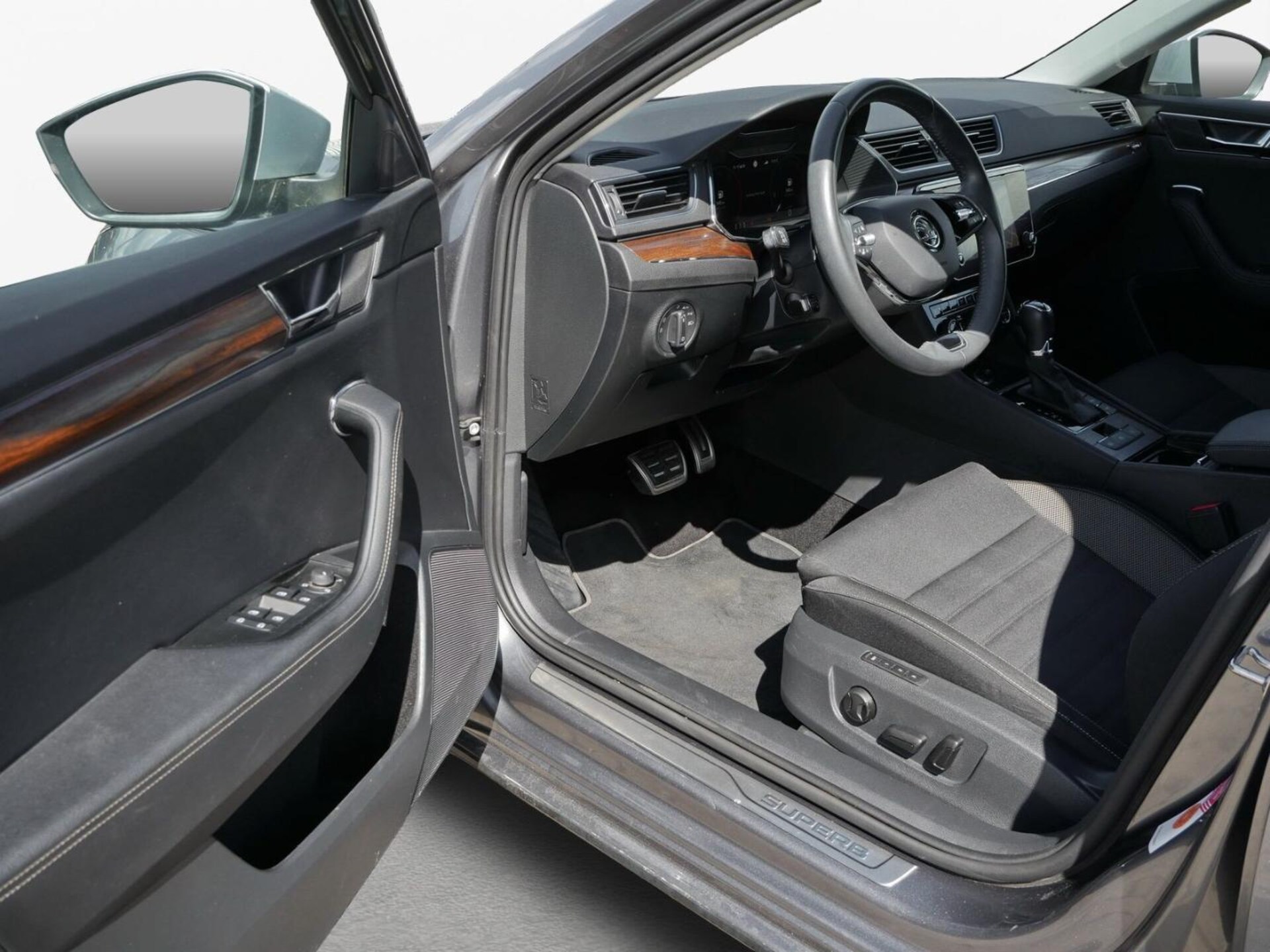 Skoda Superb Combi Scout