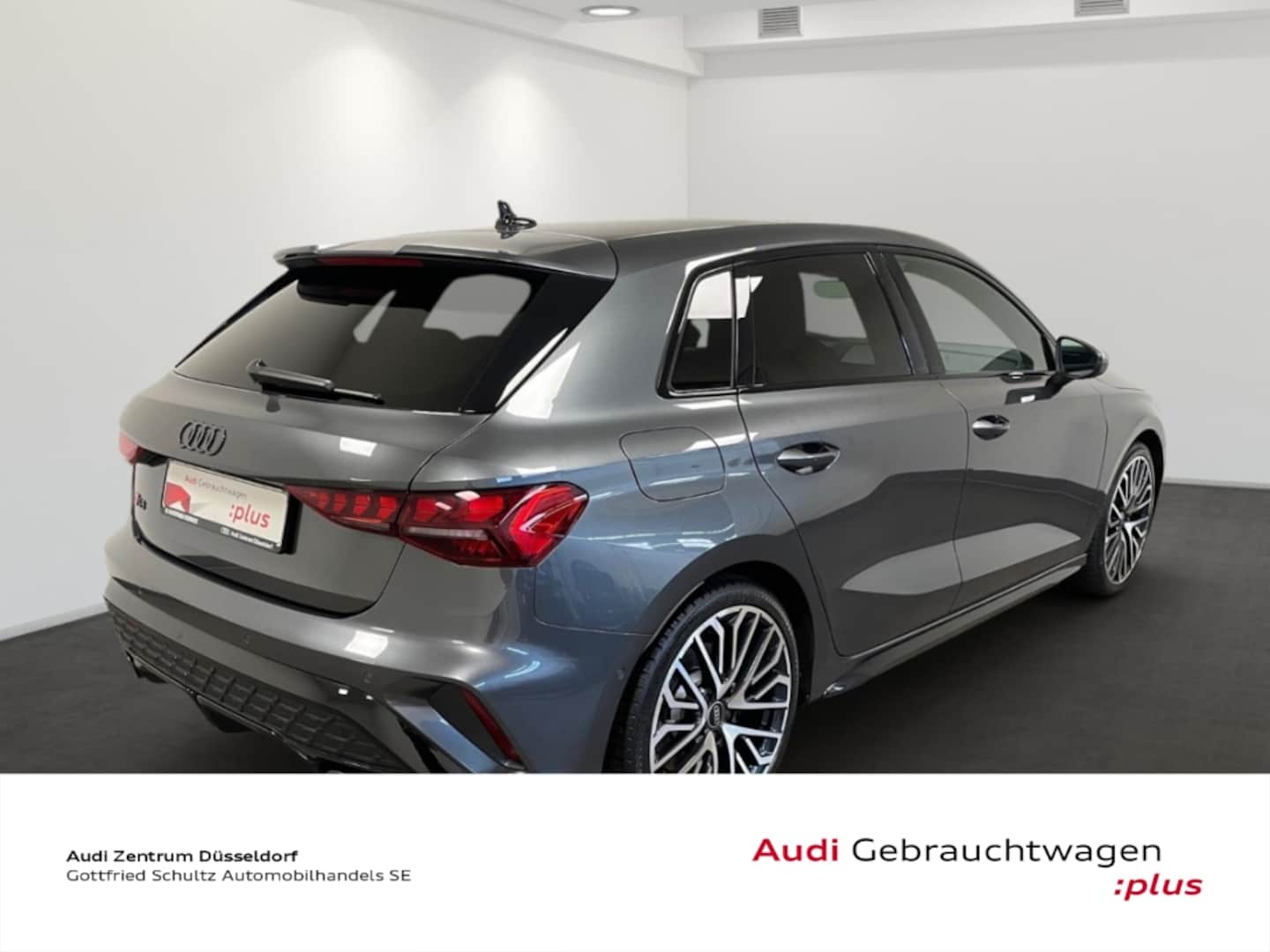 Bild über Audi S3 Sportback TFSI quattro S tronic - für weitere Informationen kontaktieren Sie den Audi Partner